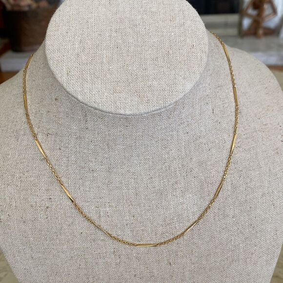 18K Yellow Gold Fancy Link 16” Chain - 3grams - Picture 3 of 11